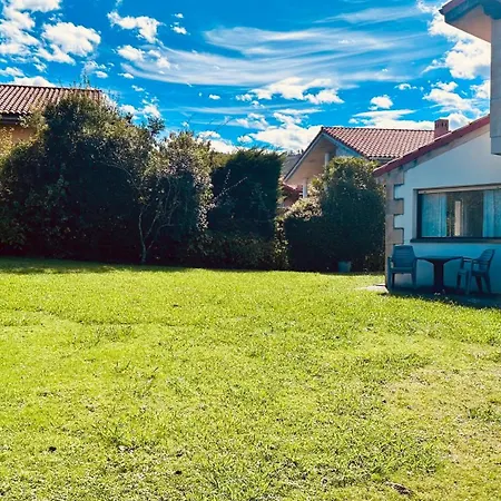 Casa Lamadrid 10 Pax A 7 Min De La Playa Oyambre Vakantiehuis *