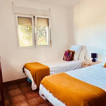 Casa Lamadrid 10 Pax A 7 Min De La Playa Oyambre Vakantiehuis *