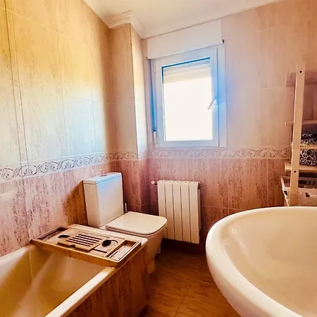 Casa Lamadrid 10 Pax A 7 Min De La Playa Oyambre Vakantiehuis *